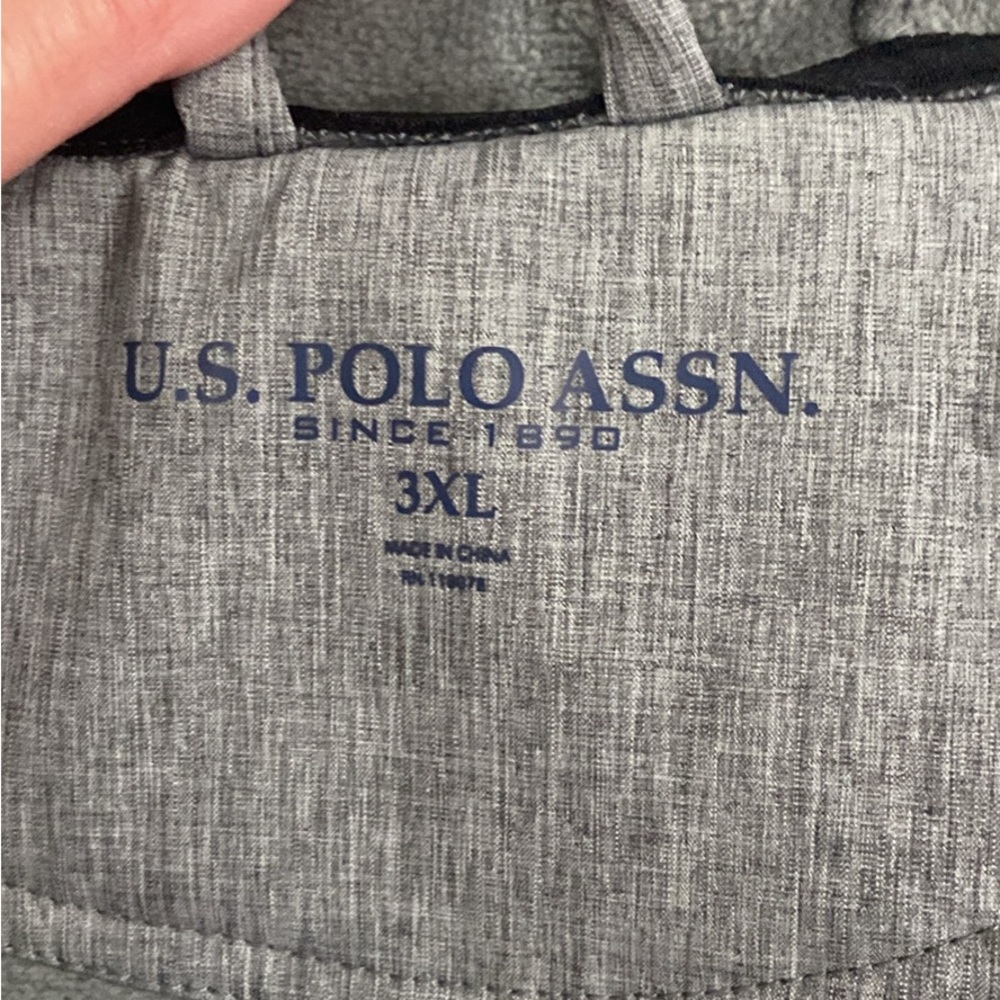 Men’s Jacket - Picture 3 of 3